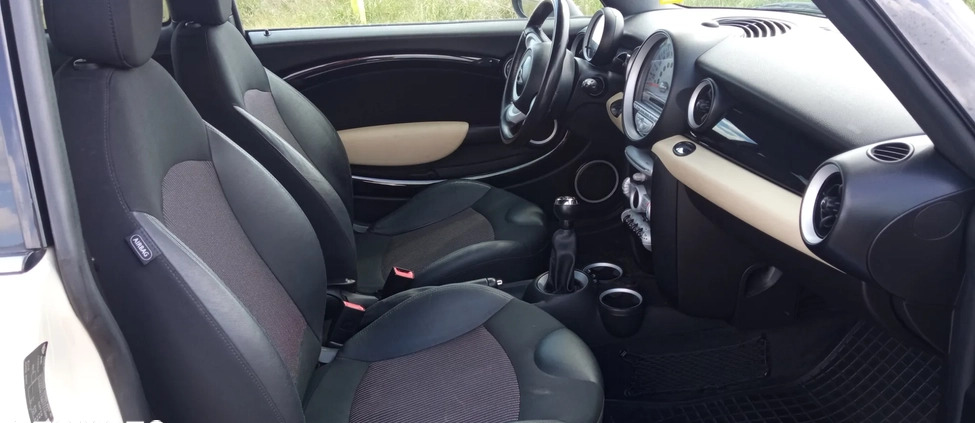 MINI Cooper S cena 27999 przebieg: 175000, rok produkcji 2010 z Września małe 562